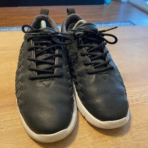 Black leather vans size 10.5